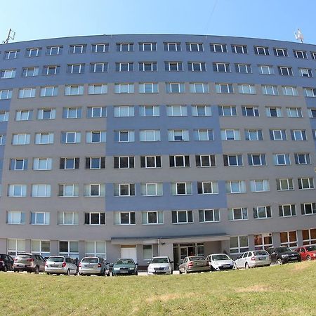 City Building Saca Екстер'єр фото