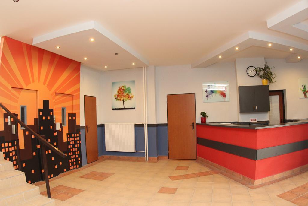 City Building Saca Екстер'єр фото